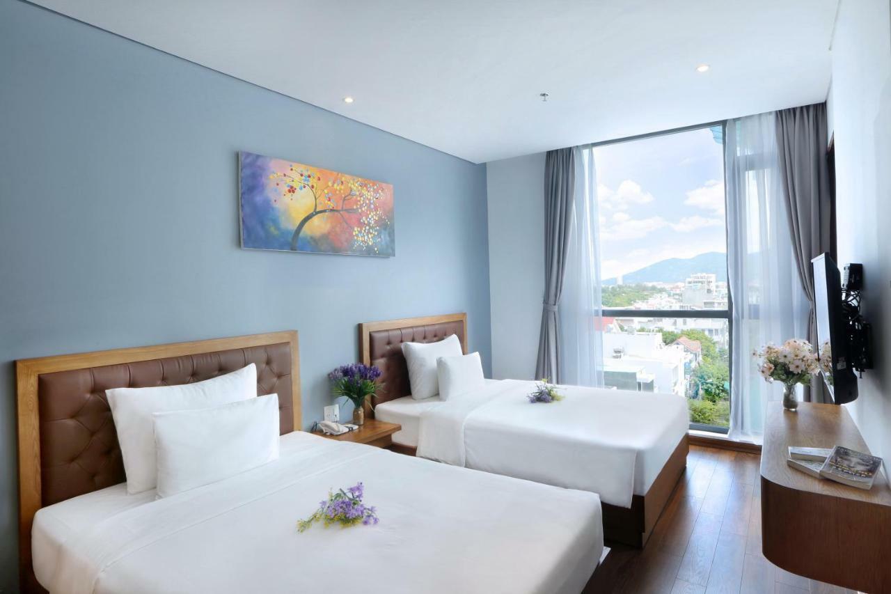 Clivia Hotel & Suite Дананг Екстер'єр фото